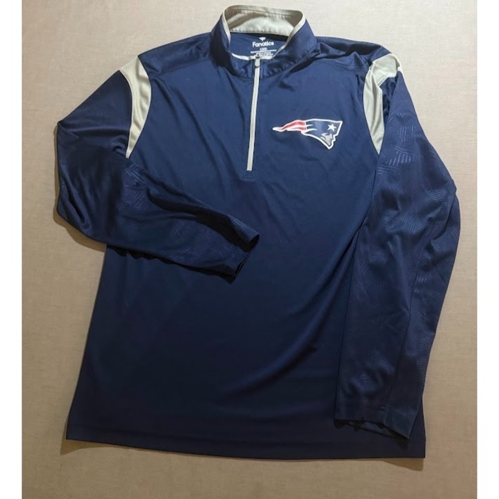 New England Patriots Fanatics Track Jacket Mens‎ L Blue 1/4 Zip Long Sleeve.